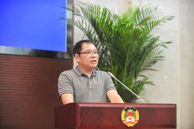 下好四步棋，以產(chǎn)業(yè)發(fā)展戰(zhàn)略統(tǒng)籌協(xié)調(diào)產(chǎn)業(yè)扶貧 高質(zhì)量發(fā)展